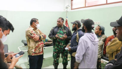 Dandim 1702/JWY Kunjungi Korban Tanah Longsor Kampung Jelarek Distrik Walaik Kabupaten Jayawijaya