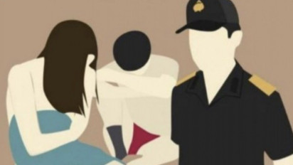 Viral Sejoli Mesum di Taksi Online, Sopir Pergoki Lewat Spion, Akun Penumpang Diblokir Permanen