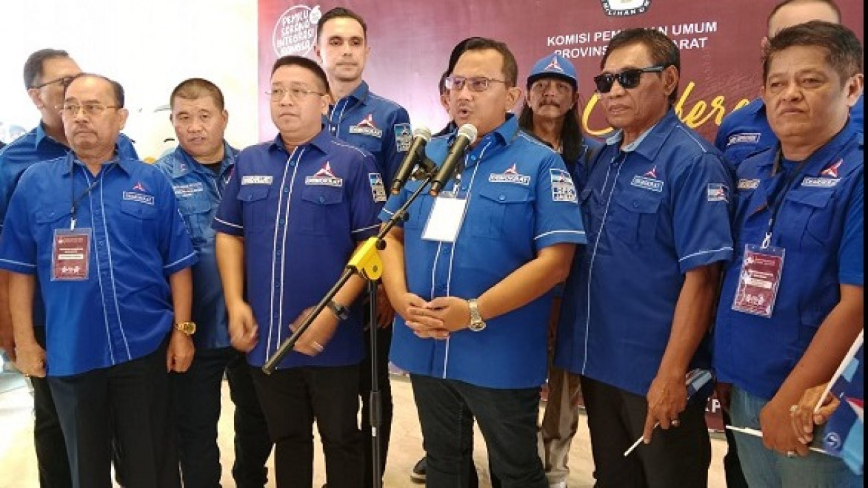 Demokrat Jabar Targetkan Raih 15 Kursi pada Pileg 2024
            - galeri foto