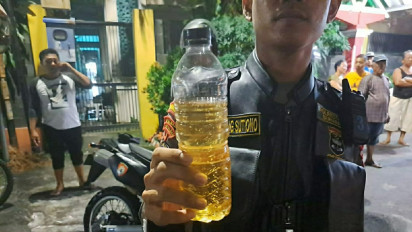 Kepergok Pesta Miras di Pinggir Jalan, 4 Pemuda Diamankan Tim Respati Polrestabes Surabaya