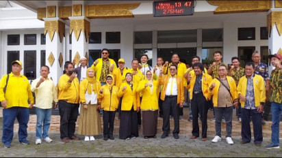 Daftarkan Bacalegnya, Golkar DIY Pasangkan Prabowo - Airlangga dalam Pilpres 2024