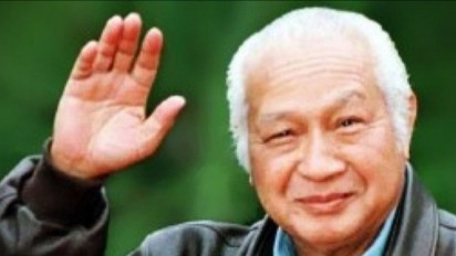 25 Tahun Reformasi: Pada Moment Ini Pertama Kali Mantan Presiden Soeharto Sampaikan Keinginan Lengser Keprabon  Mandeg Pandito