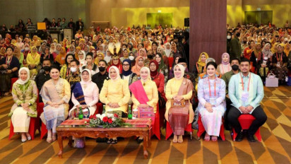 Ibu Negara Iriana Hadiri HUT Dekranas ke-43 di Kota Medan