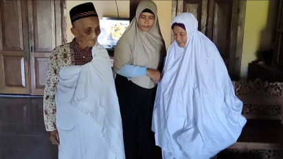 Sempat Tertunda 2 Tahun, Calon Jamaah Haji Usia 94 Tahun Asal Madiun Akhirnya Berangkat ke Tanah Suci