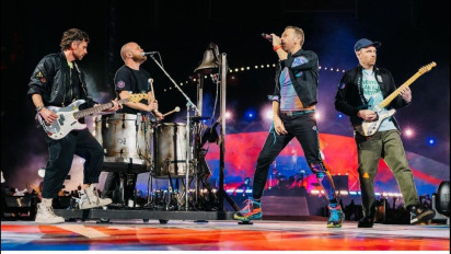 HI, Chris! Meski Dituding Dukung LGBT, Vokalis Coldplay Menyapa Penggemar Indonesia dengan Berkata Ini