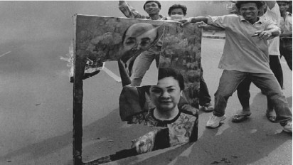 25 Tahun Reformasi: Cerita Dari Balik Lensa, Oscar Motuloh: Saat Itu Seperti Ada Dendam Yang Tak Tertampung Hukum