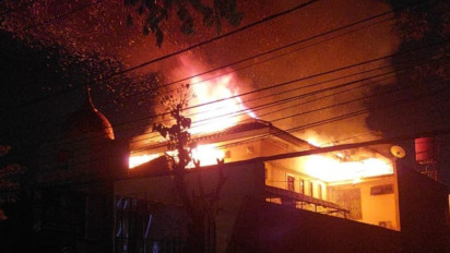 Gedung Sekolah Tahfiz Qur'an di Jalan Hertasning, Makassar, Terbakar