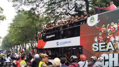 Bus Arak-arakan Timnas Indonesia U-22 Tersendat di Senayan, Animo Masyarakat Sangat Tinggi