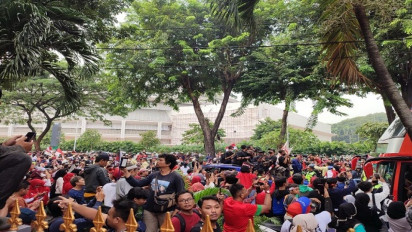 Pascaperhelatan SEA Games 2023, Ratusan Ribu Manusia Mengarak Kontingan Indonesia di Ibu Kota DKI Jakarta