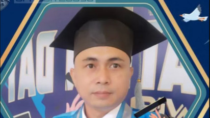 Si Bos Pemaksa Staycation Disebut Mirip Aktor Hantu di Film Lawas "Si Manis Jembatan Ancol", AD: Putih dan Botak