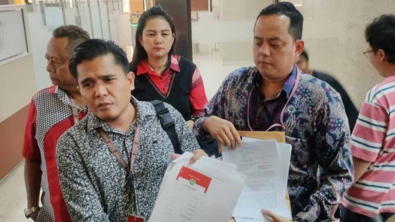 Korban Penipuan Tiket Konser Coldplay Melapor ke Bareskrim, Kerugian hingga Puluhan Juta
            - galeri foto