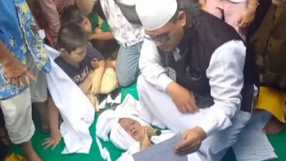 Viral! Kisah Rian Antoni Berani Ambil Sumpah Pocong Usai Dituduh Cabul ke Anak Bawah Umur