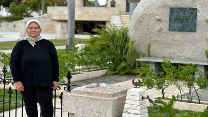 Ini Alasan Dubes RI Letakkan Karangan Bunga di Makam Fidel Castro