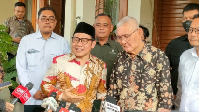 Sentilan Try Sutrisno soal Tudingan Cawe-cawe Politik oleh Presiden Jokowi: Lebih Baik Tutup Mulut tapi Bantu Kerja