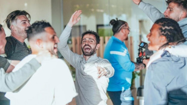 Berita Foto: Skuad Manchester City Berpesta Usai Pastikan Gelar Liga Premier