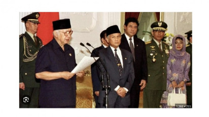 25 Tahun Reformasi: Ini Peran Nurcholish Madjid dan Yusril Ihza Mahendra Di Balik Detik Detik yang Menentukan Saat Pengunduran Diri Soeharto