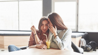 Bahaya Ghibah, Buya Yahya: Itu Penyakit Buruk!