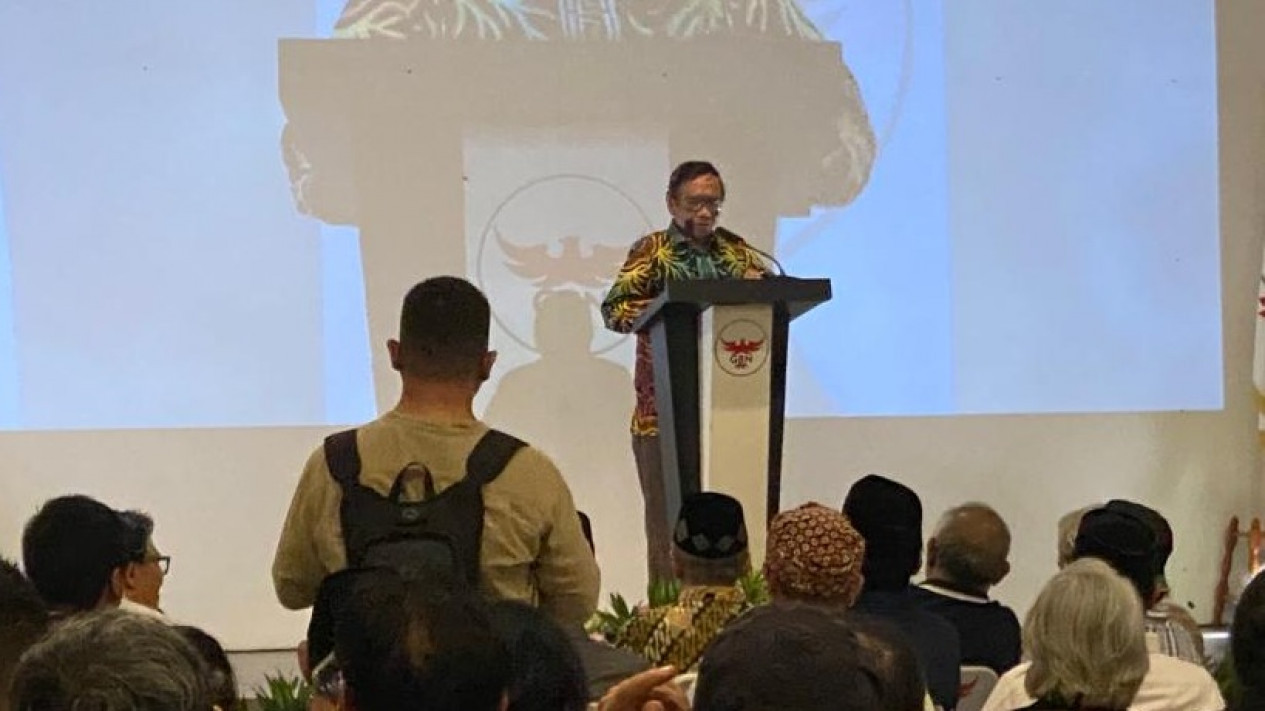 Mahfud Md Ungkap Proyek BTS 4G Mangkrak: Anggaran Rp10 Triliun, Korupsinya Rp8 Triliun
            - galeri foto