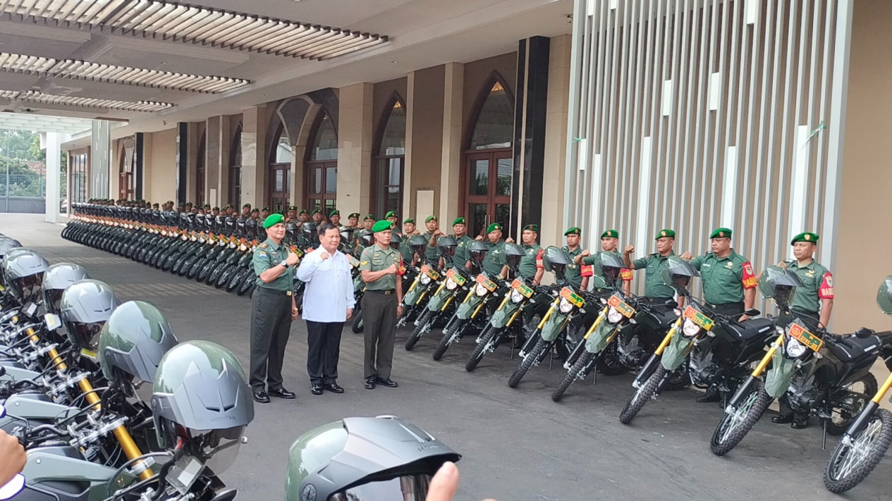 Polisi Masih Kesulitan Menangkap Pencuri Motor Dinas Anggota TNI AD, Korban Lalai Tinggal Kunci Kontak Masih Menempel
            - galeri foto
