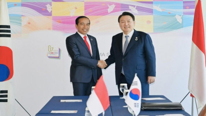 Jalin Bilateral dengan Korea, Indonesia Bahas Masa Depan Industri Otomotif Mobil Listrik di KTT G7