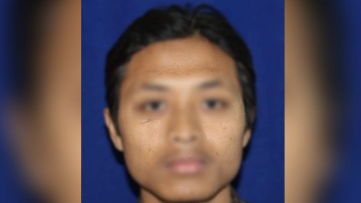 Bejat! Oknum Guru SD di Banyuwangi Perkosa Siswinya hingga Hamil
            - galeri foto