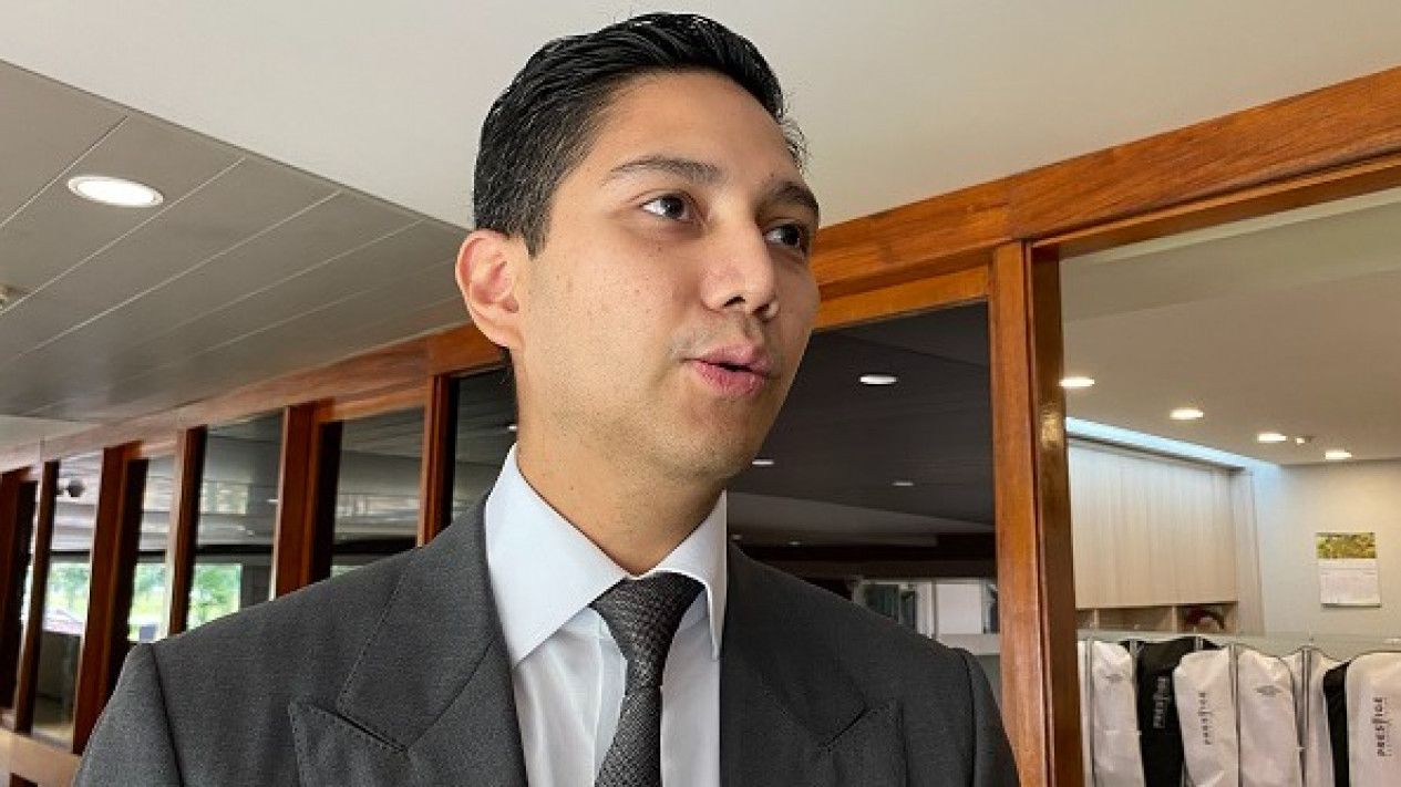 Gerindra Hormati Keputusan PDIP yang Tegur Gibran Rakabuming Usai Bertemu Prabowo
            - galeri foto