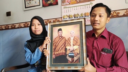 Cerita Haru Kakak Beradik Calon Jemaah Haji Termuda Asal Madiun