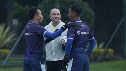 Kembali ke Persib Bandung Sebagai Asisten Pelatih Kiper, I Made Wirawan Sempat Lupa Sudah Gantung Sepatu