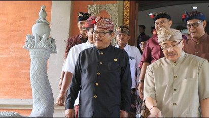 Wakil Gubernur Cok Ace Sayangkan Bule Perempuan Bugil di Ubud Yang Menjungjung Tinggi Adat Bali