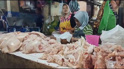 Harga Daging Ayam Melejit Naik 25% Di Temanggung, Pembeli Menjerit