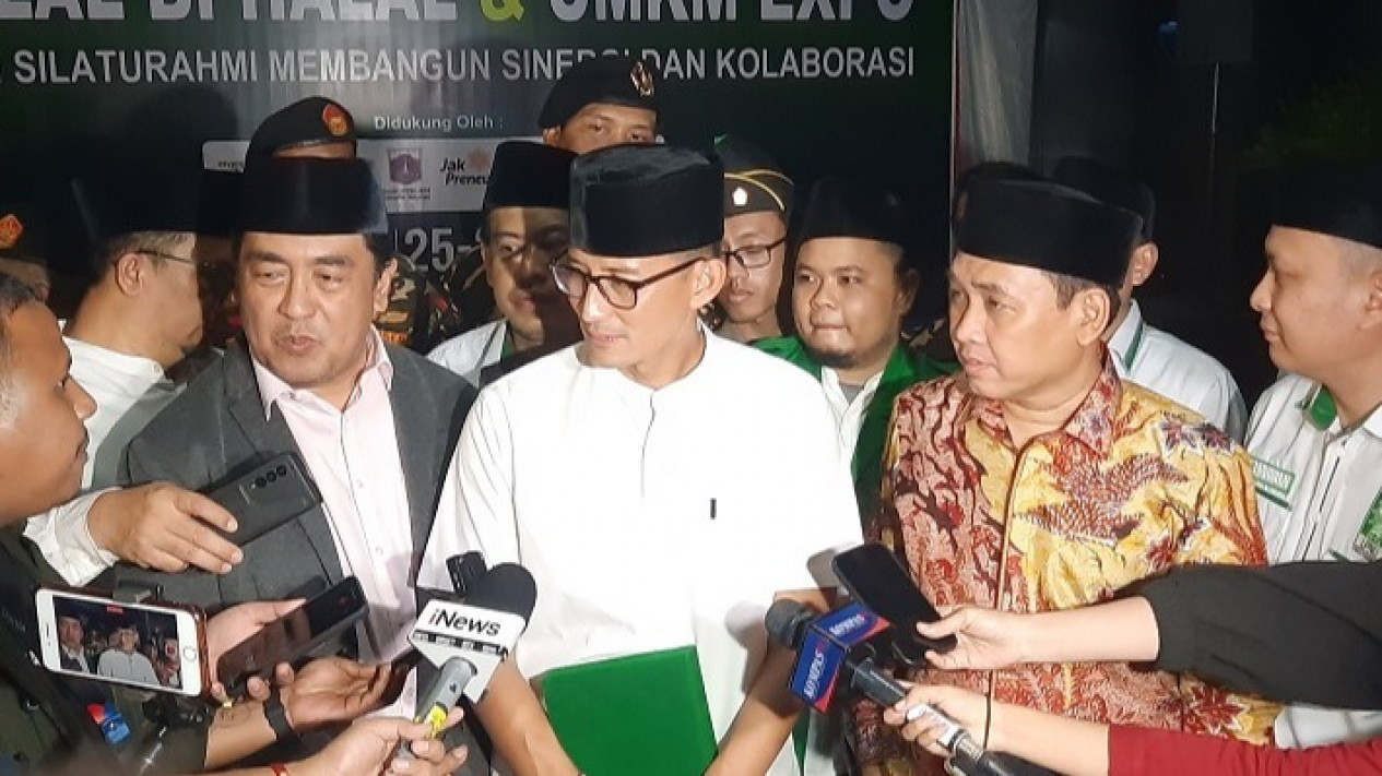 Ogah Disandingkan dengan Anies Baswedan, Sandiaga Uno Pilih Orang yang Bisa Lanjutkan Program Jokowi
            - galeri foto