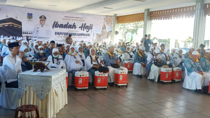 Sebanyak 112 Calhaj Asal Kota Tebing Tinggi Diberangkatkan, Usia Tertua 89 Tahun dan Termuda Usia 24 Tahun
