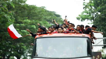 Jawaban Jujur Ketua KOI Respons Arak-arakan Medali Emas SEA Games Timnas Indonesia U-22