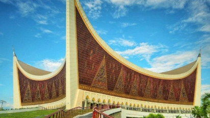 Imam Masjid Raya Sumbar Dipecat Sepihak, KNPI Sumbar: Pengurus Masjid Telah Zalim dan Tidak Netral