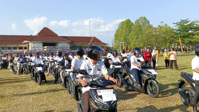 Tingkatkan Kinerja, Pemkab Gunungkidul Bagikan 144 Motor Dinas Baru kepada para Lurah