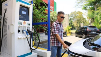 PLN Sudah Sediakan 616 SPKLU untuk Kendaraan Listrik