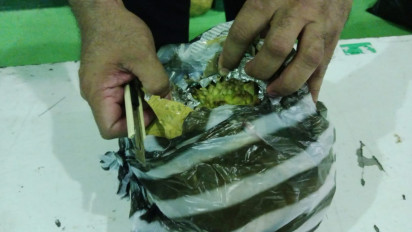 Ada-Ada Saja, Jemaah Haji dari Embarkasi Surabaya Ketahuan Bawa Durian di Kopernya