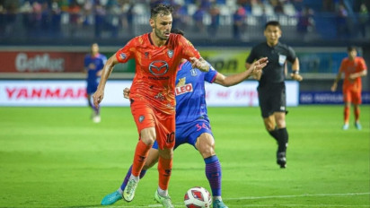 Persib Bandung Perkenalkan Pemain Asing Baru, Tyronne Gustavo del Pino Taken Kontrak Satu Tahun dengan Opsi Perpanjangan