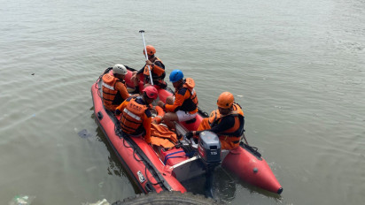 Pemancing Tenggelam di Pelabuhan Sunda Kelapa, Tim SAR Cari Korban
