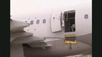 Kronologi Pria Asal Korsel Buka Pintu Darurat saat Pesawat Masih di Udara: Penumpang Panik Alami Gangguan Pernafasan