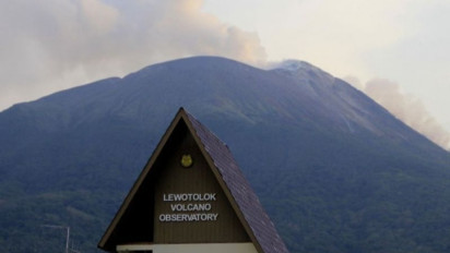Gunung Ile Lewotolok Kembali Erupsi