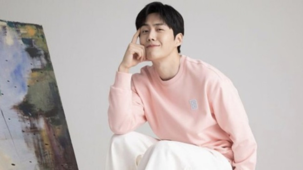 H-4 Jelang Fan Meeting ‘2023 KIM SEON HO ASIA TOUR IN JAKARTA < ONE, TWO, THREE, SMILE >’ Simak Ketentuan MCP Package
            - galeri foto