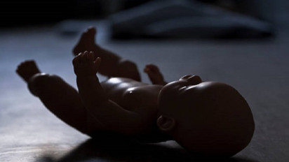 Warga Geger! Jasad Bayi Lelaki Tanpa Identitas Ditemukan di Pesisir Pantai Galala Ambon