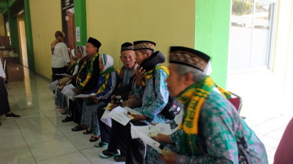 7.514 Orang Calon Haji Embarkasi Solo telah Diberangkatkan ke Tanah Suci
