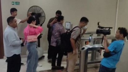 Penuhi Panggilan Polisi soal Dito Mahendra, Nindy Ayunda Pilih Bungkam