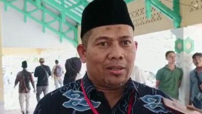 Jamaah Calon Haji Asal Cirebon Mulai Diberangkatkan ke Asrama Haji Indramayu