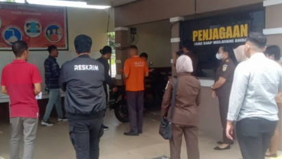 Rekontruksi Kasus Pembunuhan Dan Pelecehan Seksual Terhadap Balita Hingga Tewas, Dijaga Ketat Polisi