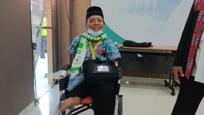 Kisah Pelukis Difabel asal Madiun, Naik Haji melalui Hasil Karyanya