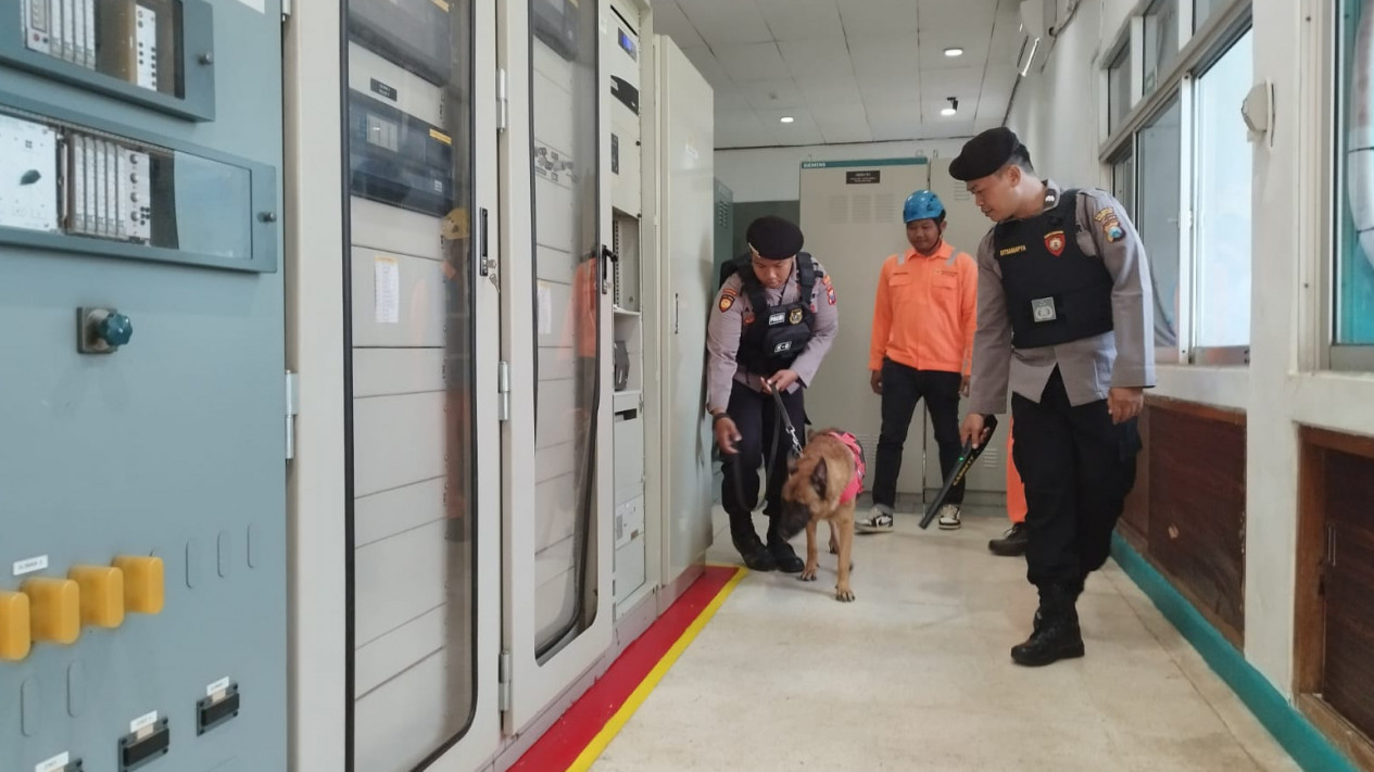 Dramatis! Inilah Simulasi Antisipasi Bencana di Gardu PLN Jawa – Bali
            - galeri foto