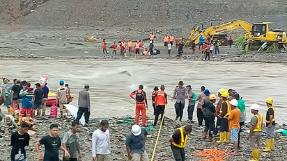 Banjir Bandang di Buru Terjang Proyek Bendungan, Ratusan Pekerja dan Alat Berat Terjebak